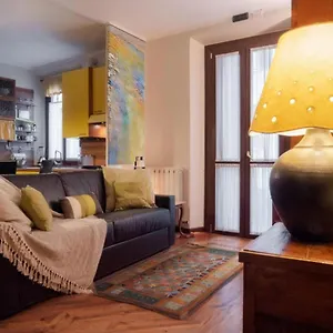 Stylish Boutique Apartment-city Center Appartement Milan