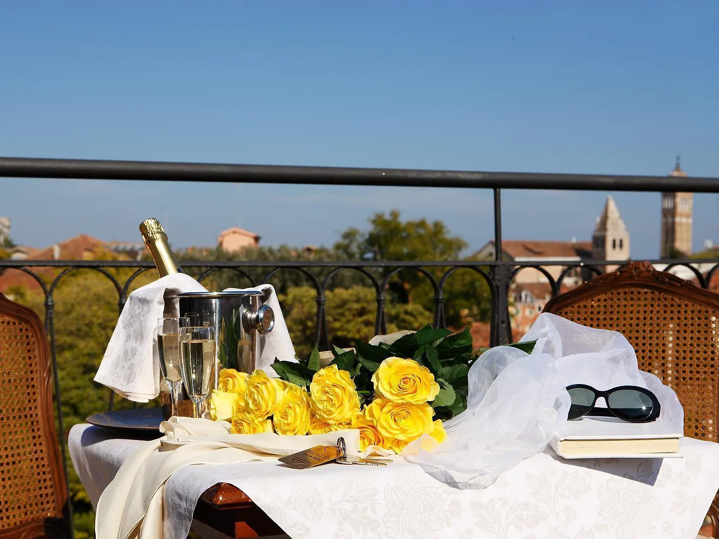 *** Guest house Palazzo Guardi Hotel Venice Italy